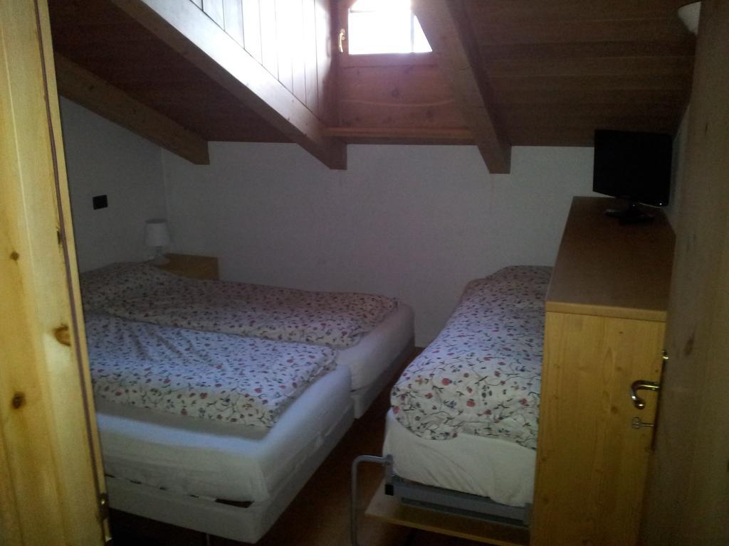 Appartamento con 4 Camere da Letto e Vasca Idromassaggio